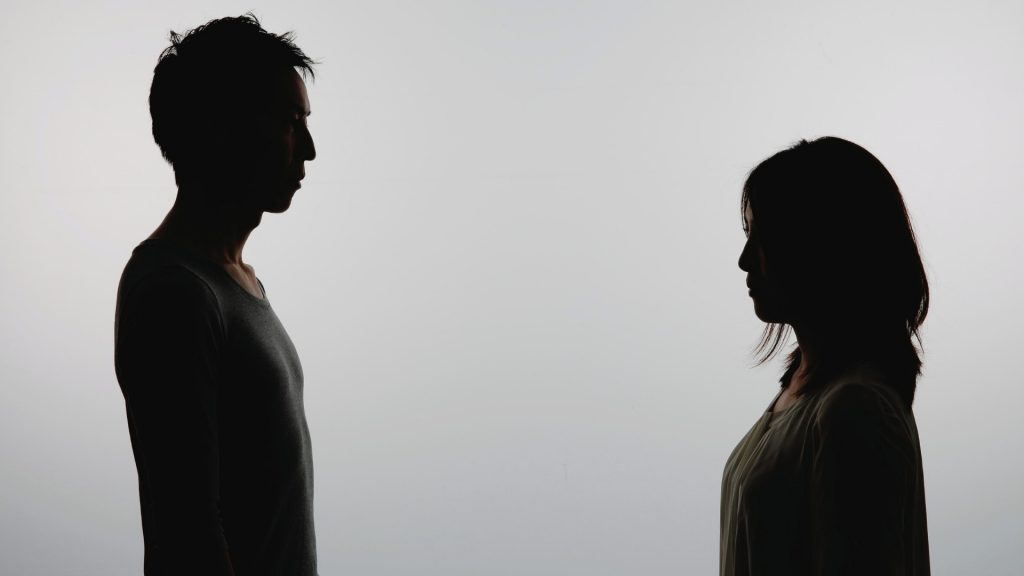 relapse triggers tend to present differently in men and women