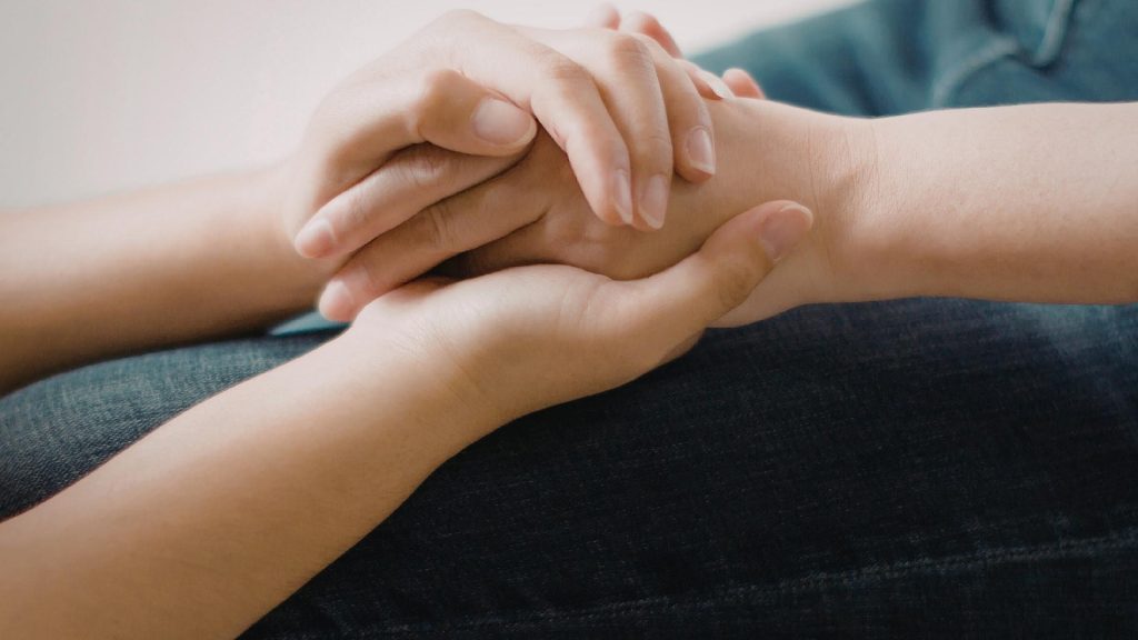 sober housing provides a supportive environment with like-minded people